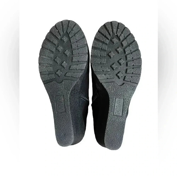 MIA Black Wedge Side Zip Ankle Booties Women’s size 8.5 - Picture 5 of 9